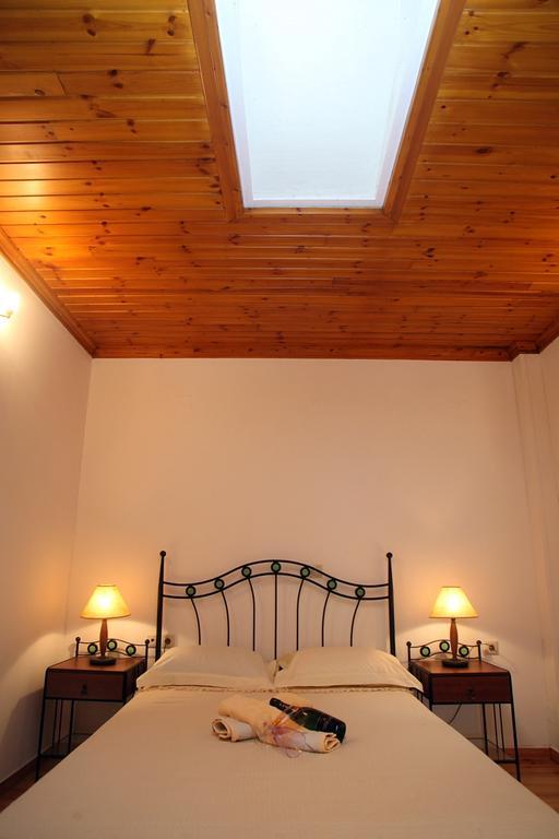 Menelia Cottage Platístoma Cameră foto