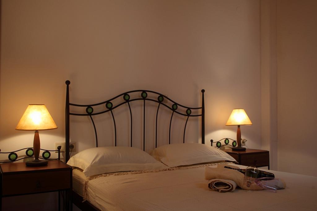 Menelia Cottage Platístoma Cameră foto