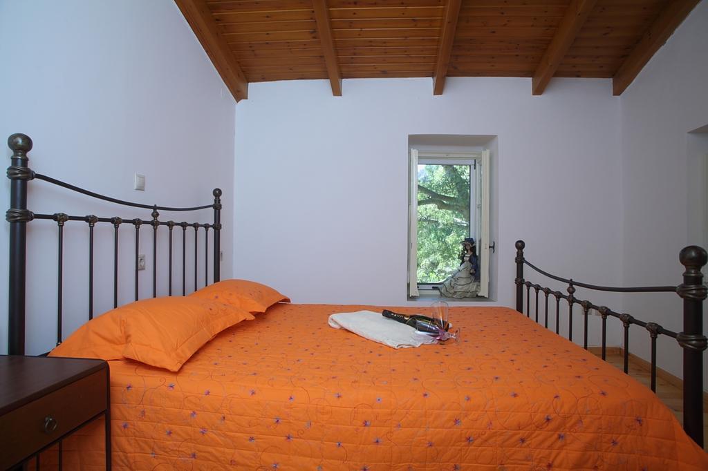 Menelia Cottage Platístoma Cameră foto
