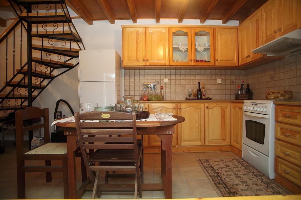 Menelia Cottage Platístoma Cameră foto