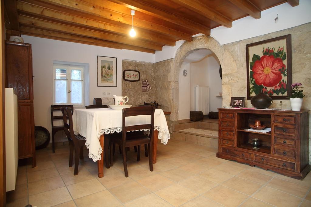 Menelia Cottage Platístoma Cameră foto