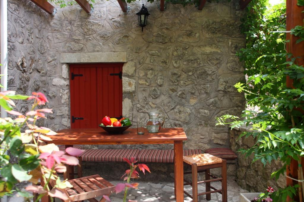 Menelia Cottage Platístoma Cameră foto