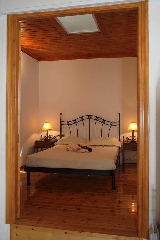Menelia Cottage Platístoma Cameră foto